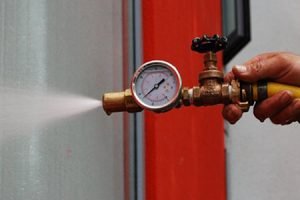 Jak sprawdzić szczelność instalacji wodnej?