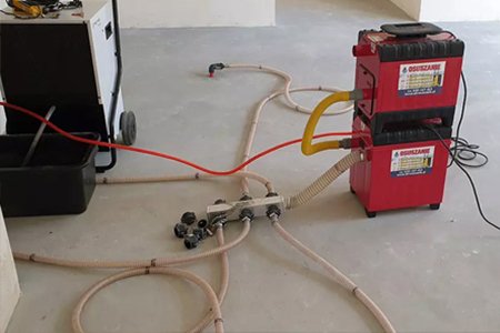 Jak osuszyć piwnicę po zalaniu - praktyczne porady