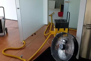 Osuszanie po zalaniu - co robić, praktyczne porady